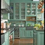 Açık yeşil mutfak dizaynı