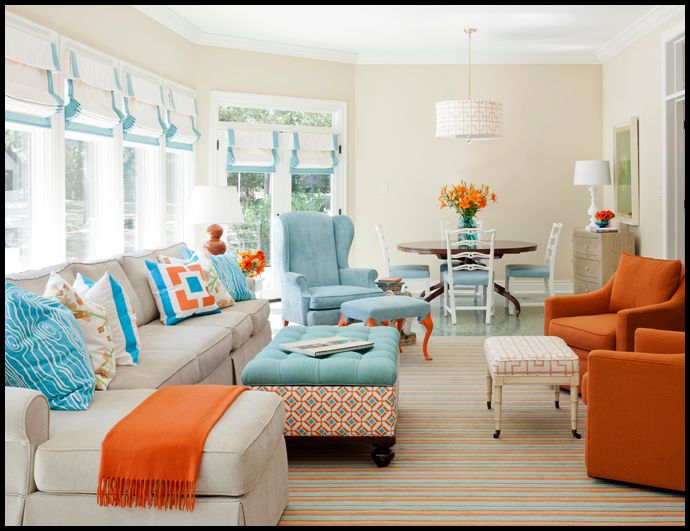 Mavi turuncu salon dekorasyonu